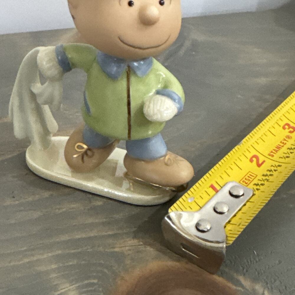 RARE Peanuts Linus Ice Skating W/Blanket Lenox- A Skating Party - Vintage Figure - Picture 12 of 13